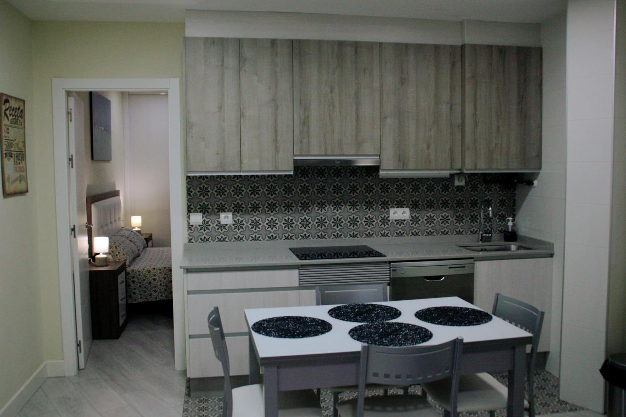 La Casa De Las Flores Ponferrada Extérieur photo